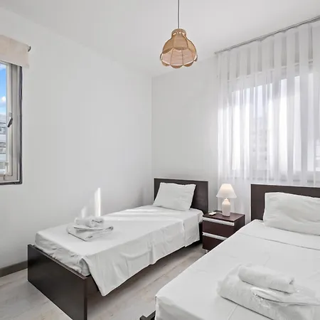 Parkside 2 Bedroom Apartament *