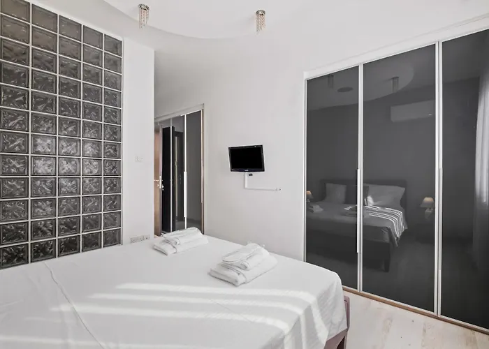 Parkside 2 Bedroom Apartament *